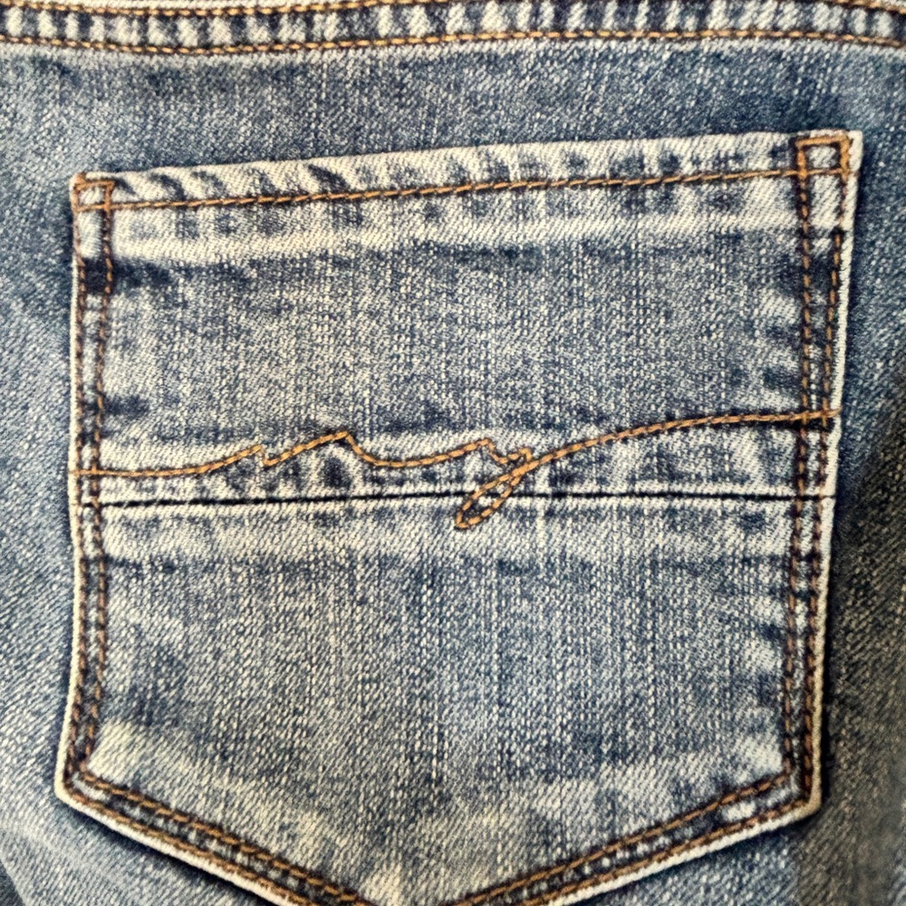 SoHo New York & Co 6 Jeans with patches. Roll cuffs Fun Hippie Indie Sleeze - Picture 8 of 11